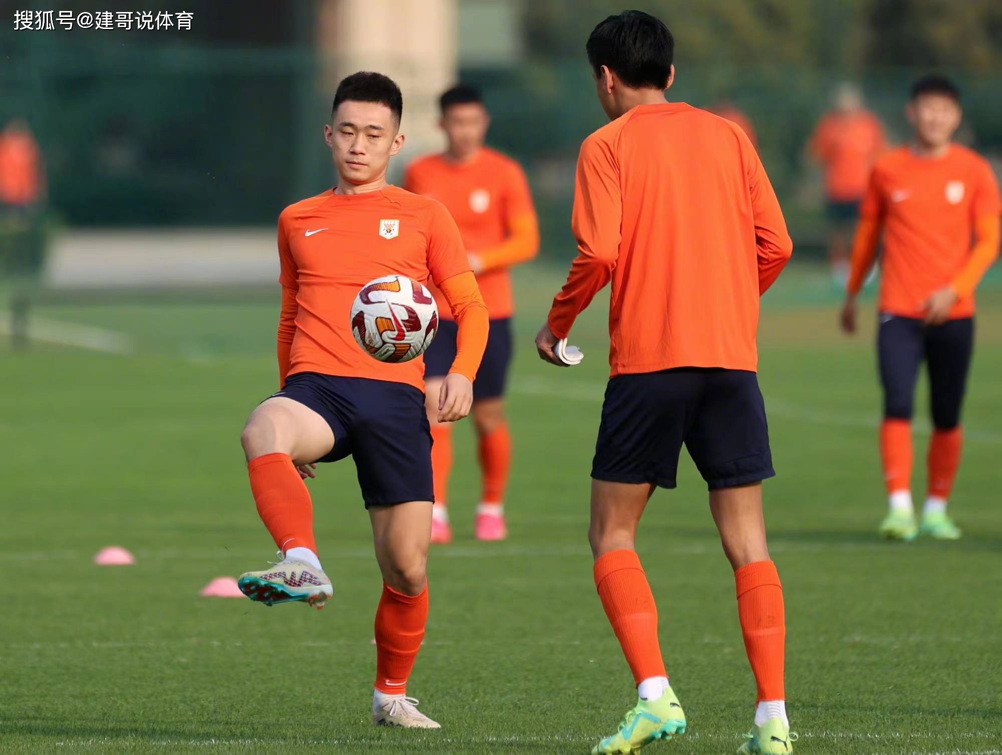 九游直播官网 -达文森桑切斯阿贾克斯